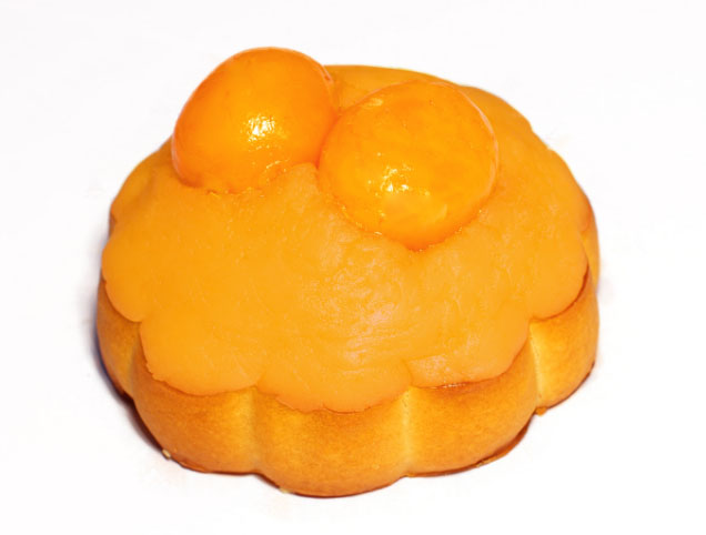 Thơm Dứa Sữa và 2 Trứng
